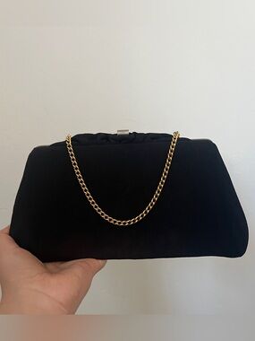 Vintage 1960’s Black Chain-Handle Evening Clutch